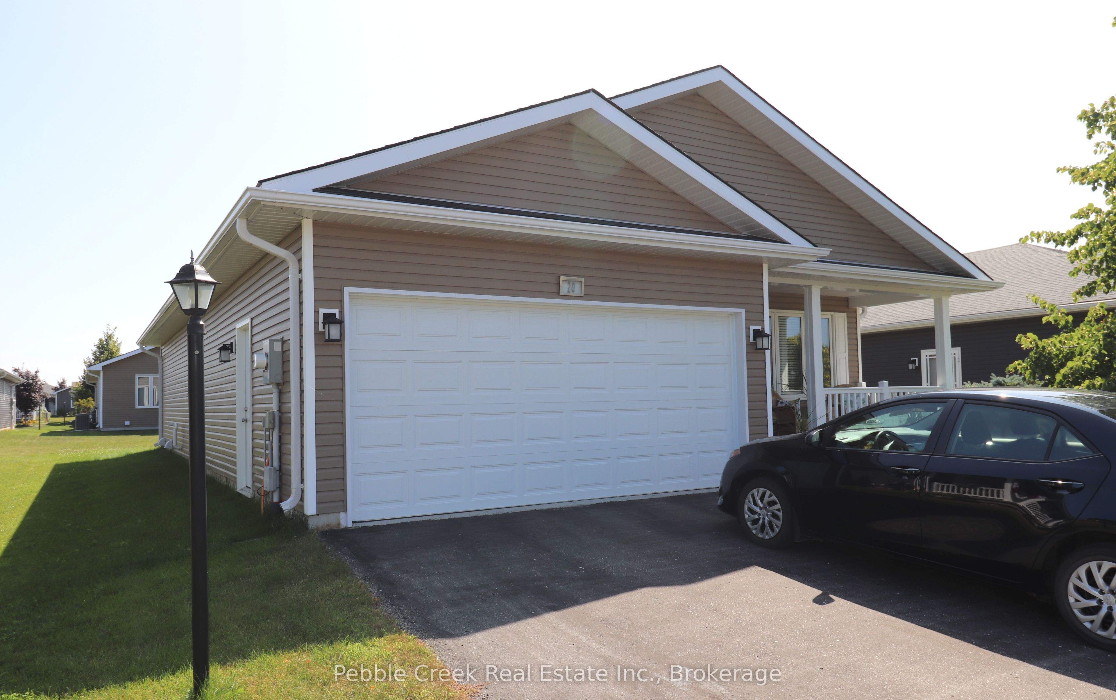 20 Huron Heights Drive Property Photo 30