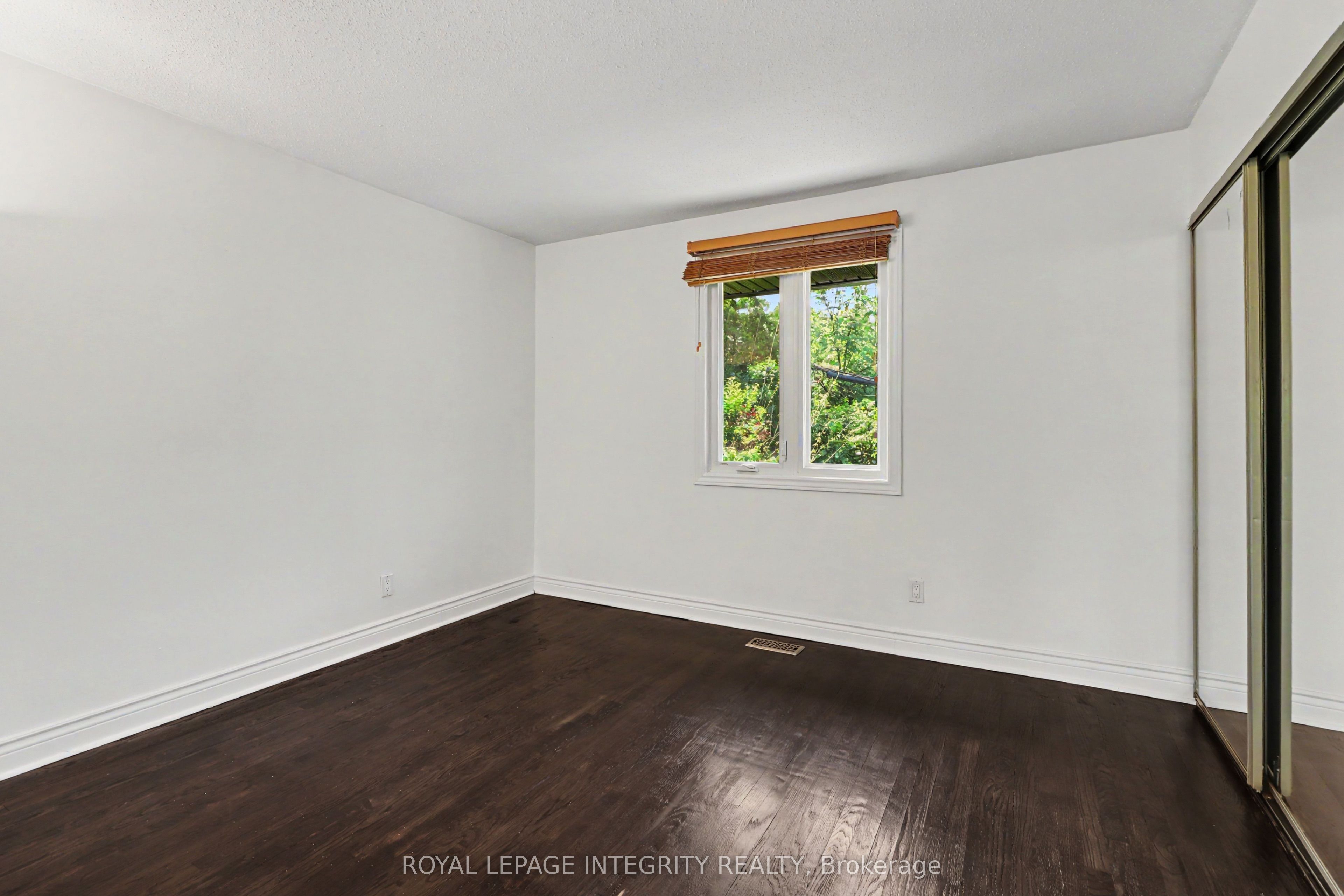 1034 Walkley Road Property Photo 17
