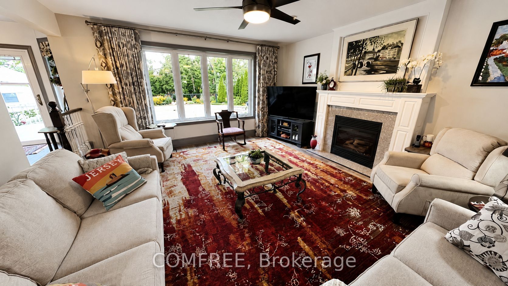 10 Sinclair Crescent Property Photo 10