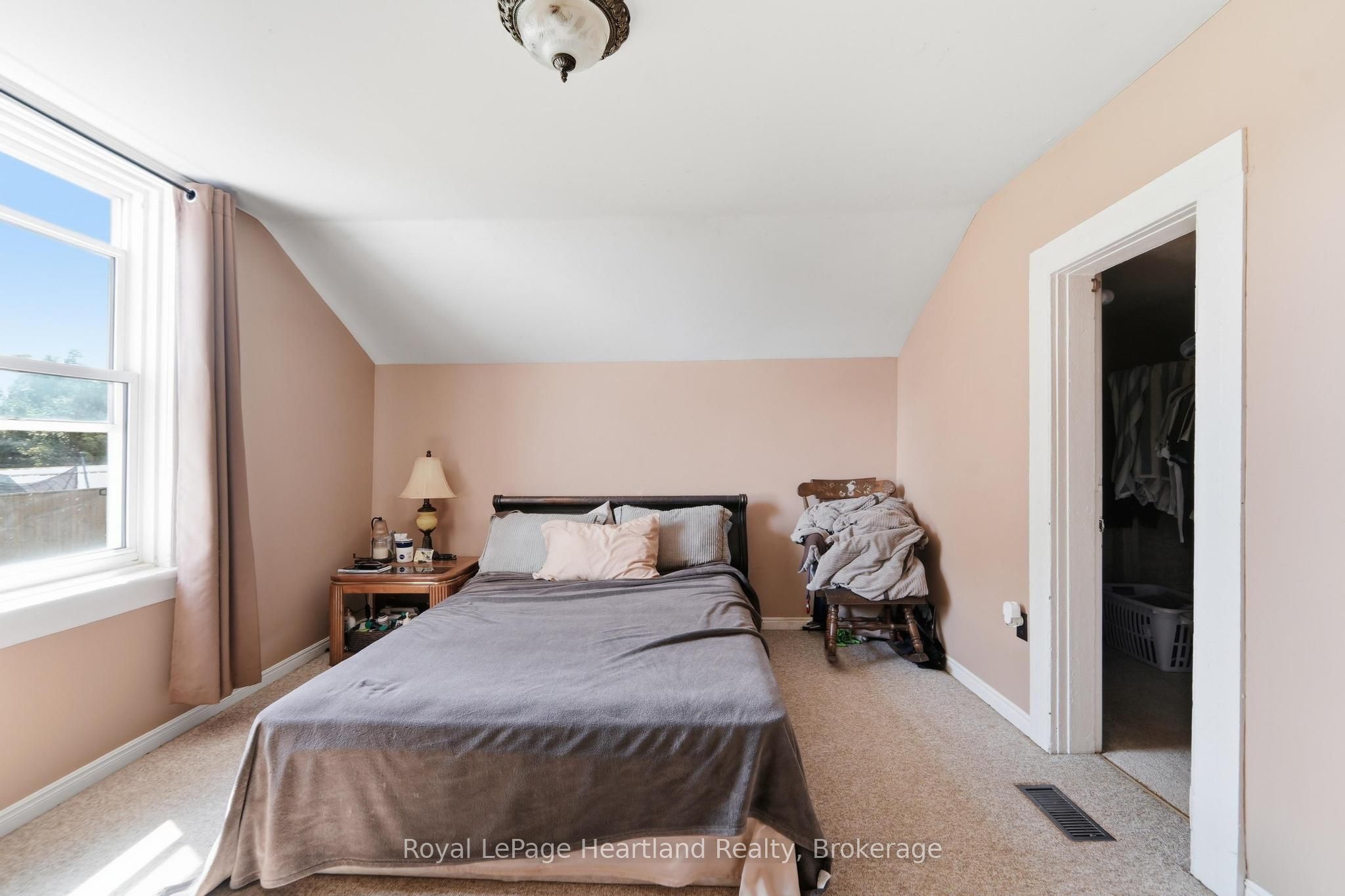 132 Queen Street Property Photo 19