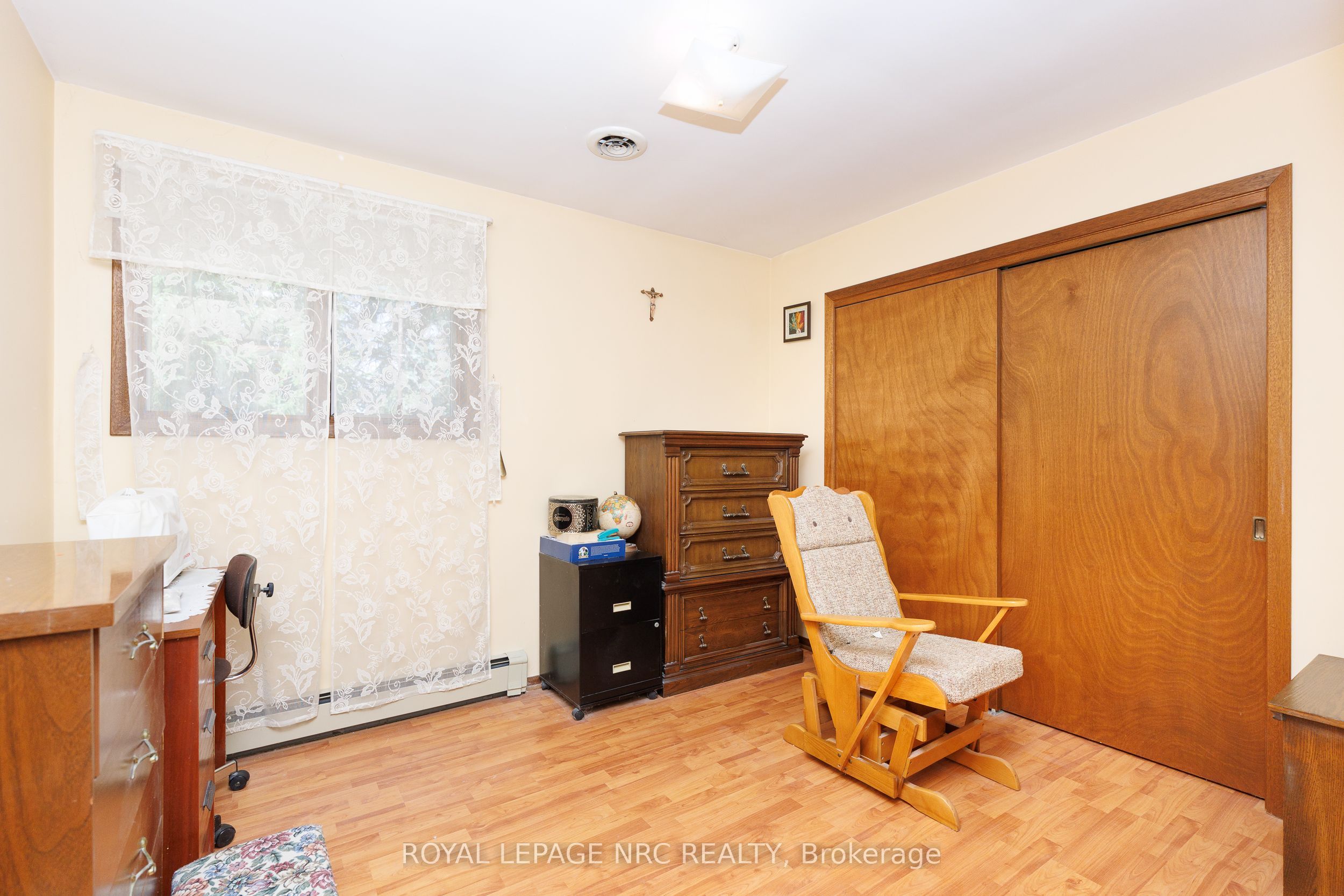 233 West Side Road Property Photo 19