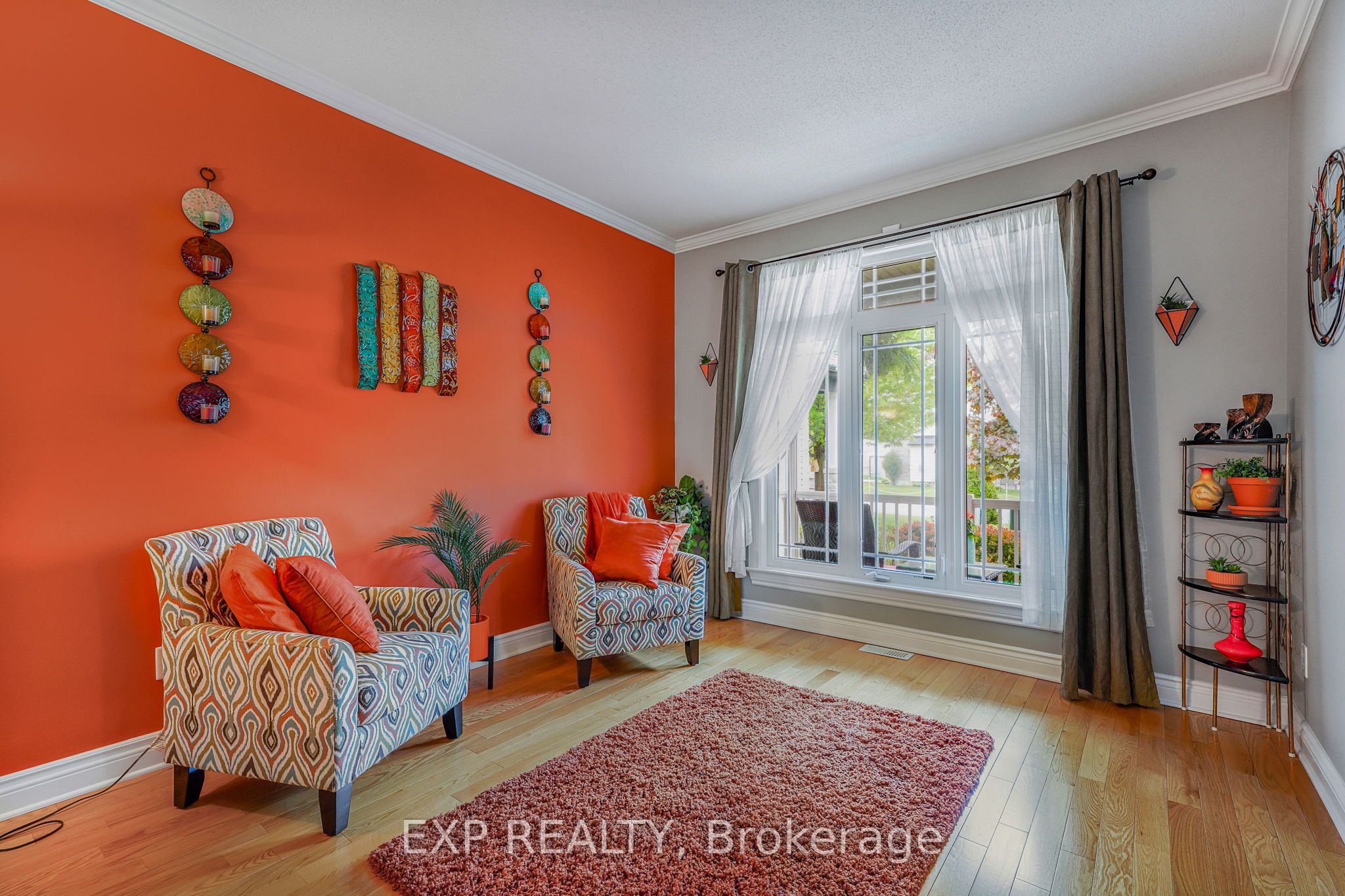 224 Topaze Crescent Property Photo 8