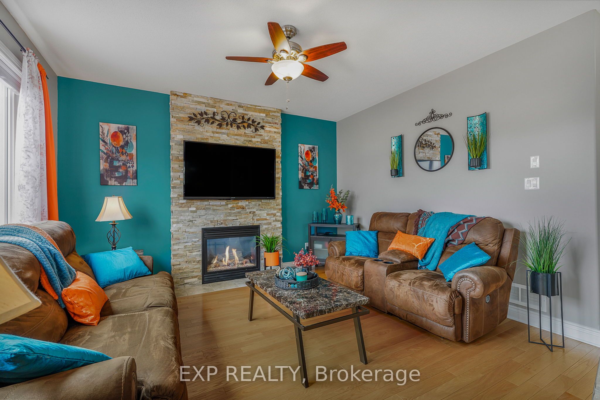 224 Topaze Crescent Property Photo 14