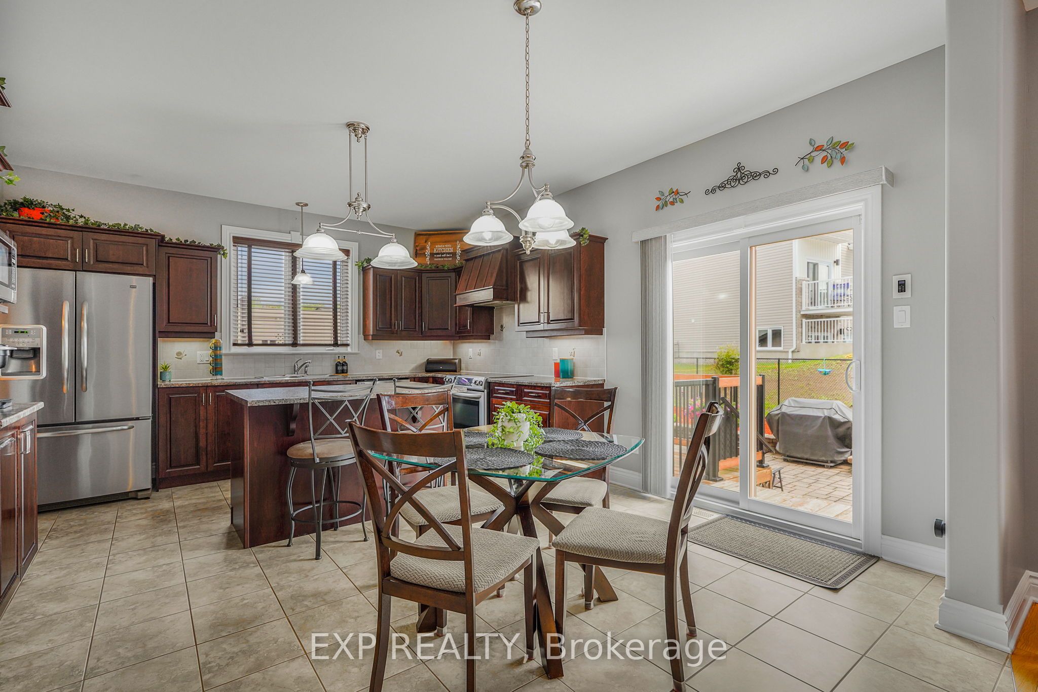 224 Topaze Crescent Property Photo 16