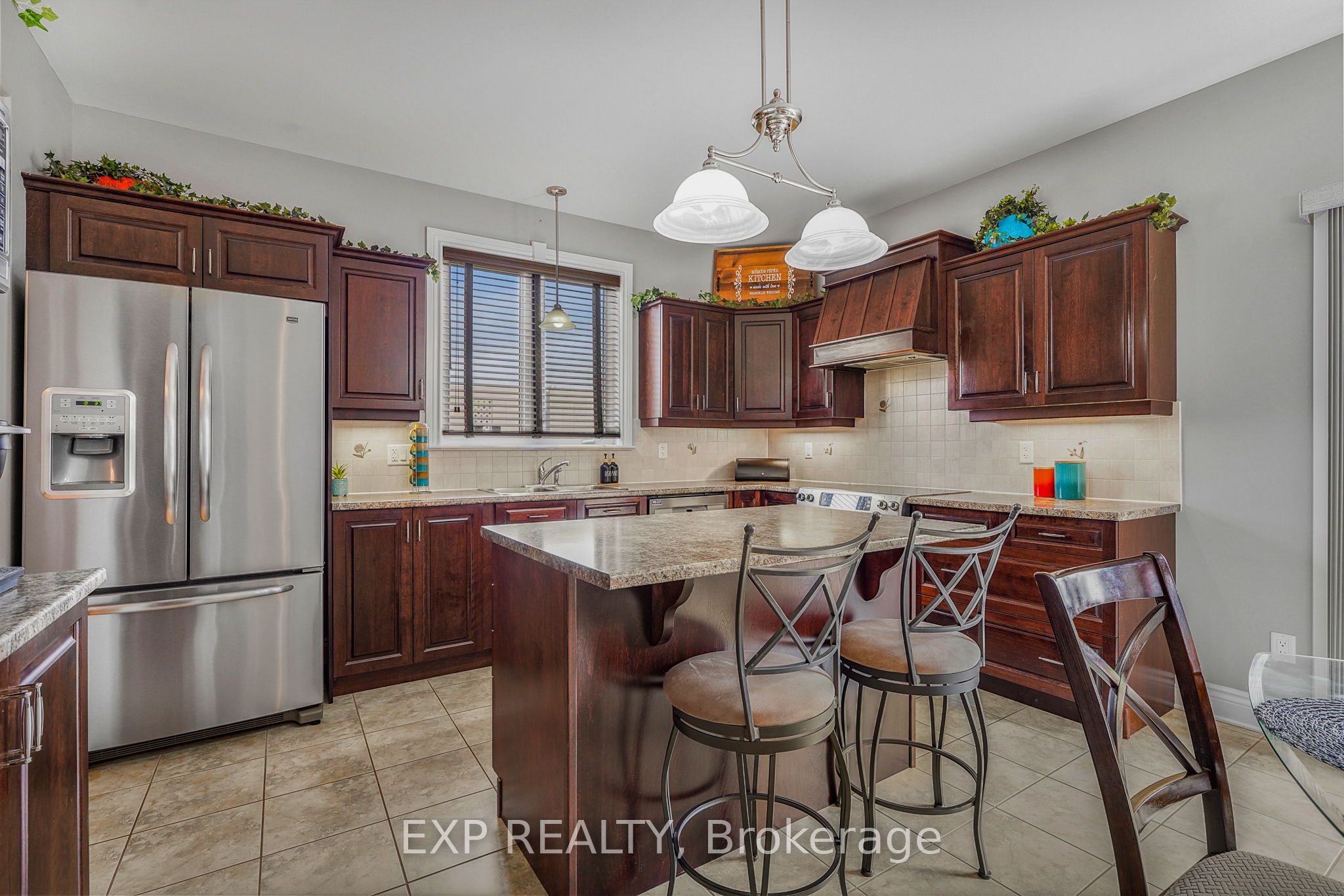 224 Topaze Crescent Property Photo 17