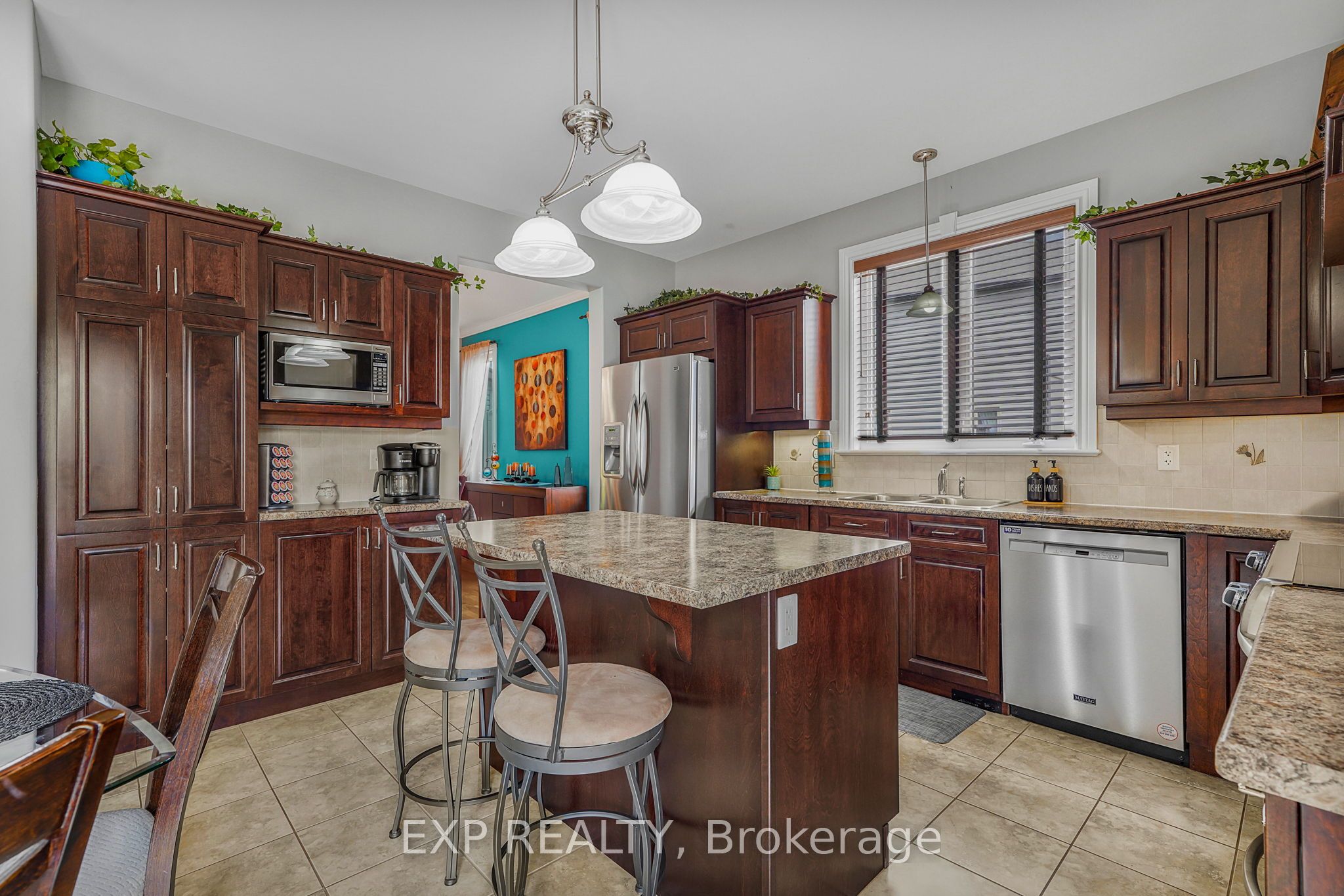 224 Topaze Crescent Property Photo 18