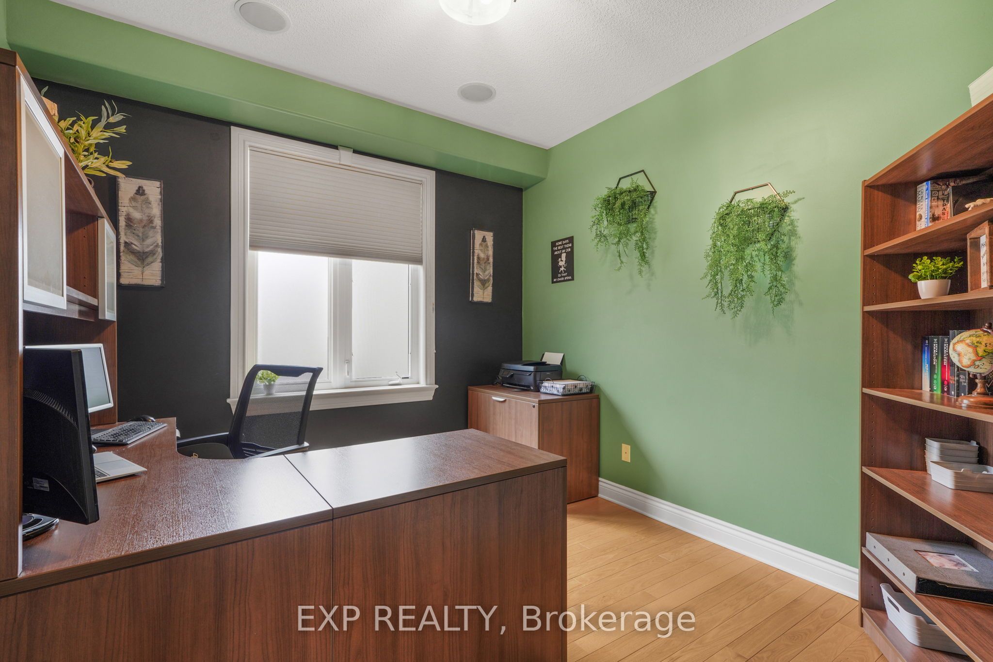 224 Topaze Crescent Property Photo 23