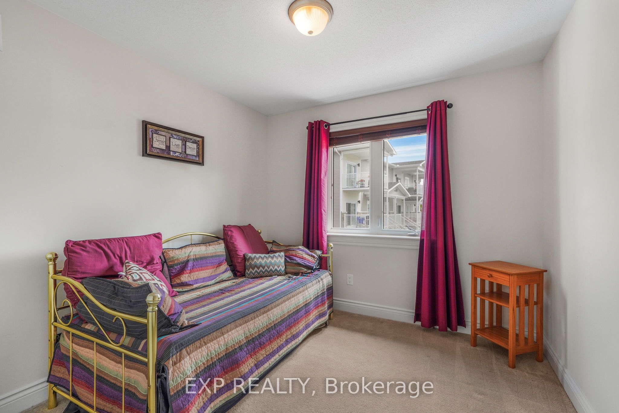 224 Topaze Crescent Property Photo 27