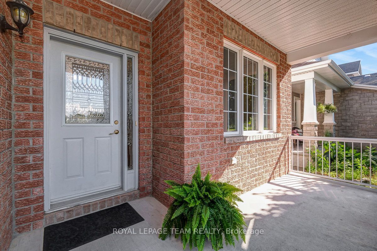 92 Hartsmere Drive Property Photo 2