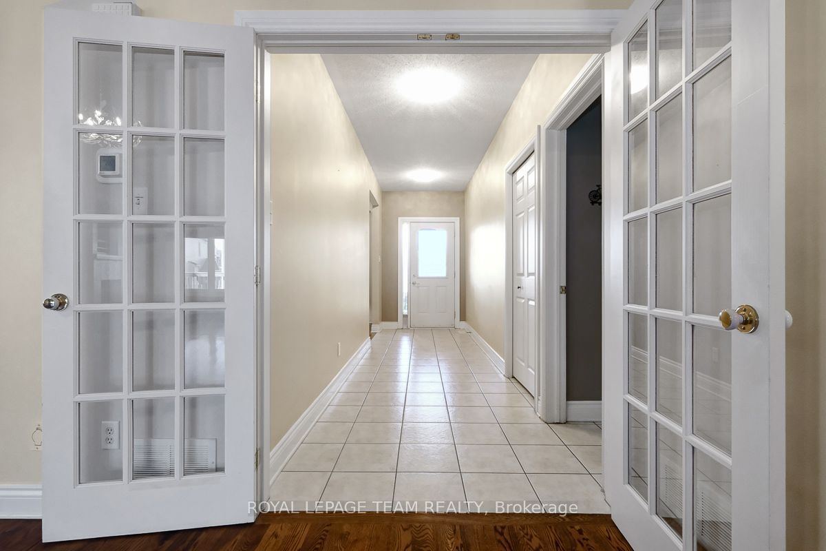 92 Hartsmere Drive Property Photo 3