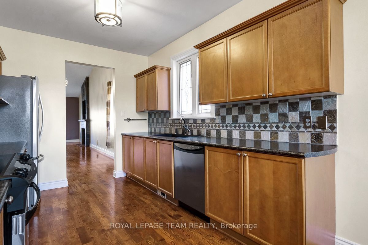 92 Hartsmere Drive Property Photo 6