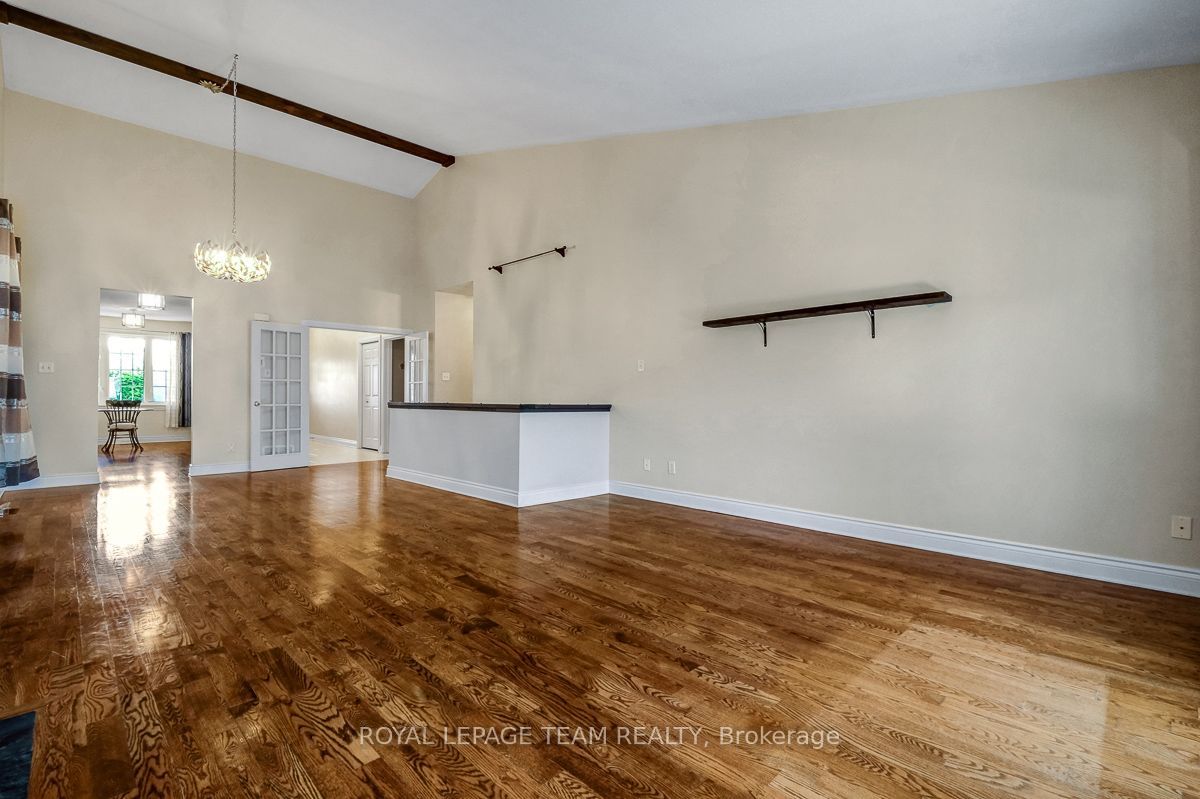 92 Hartsmere Drive Property Photo 13