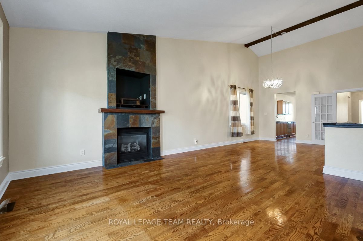 92 Hartsmere Drive Property Photo 15