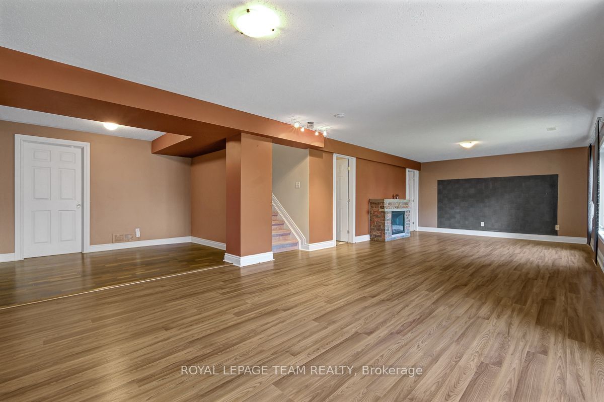 92 Hartsmere Drive Property Photo 33