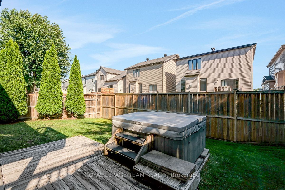 92 Hartsmere Drive Property Photo 43
