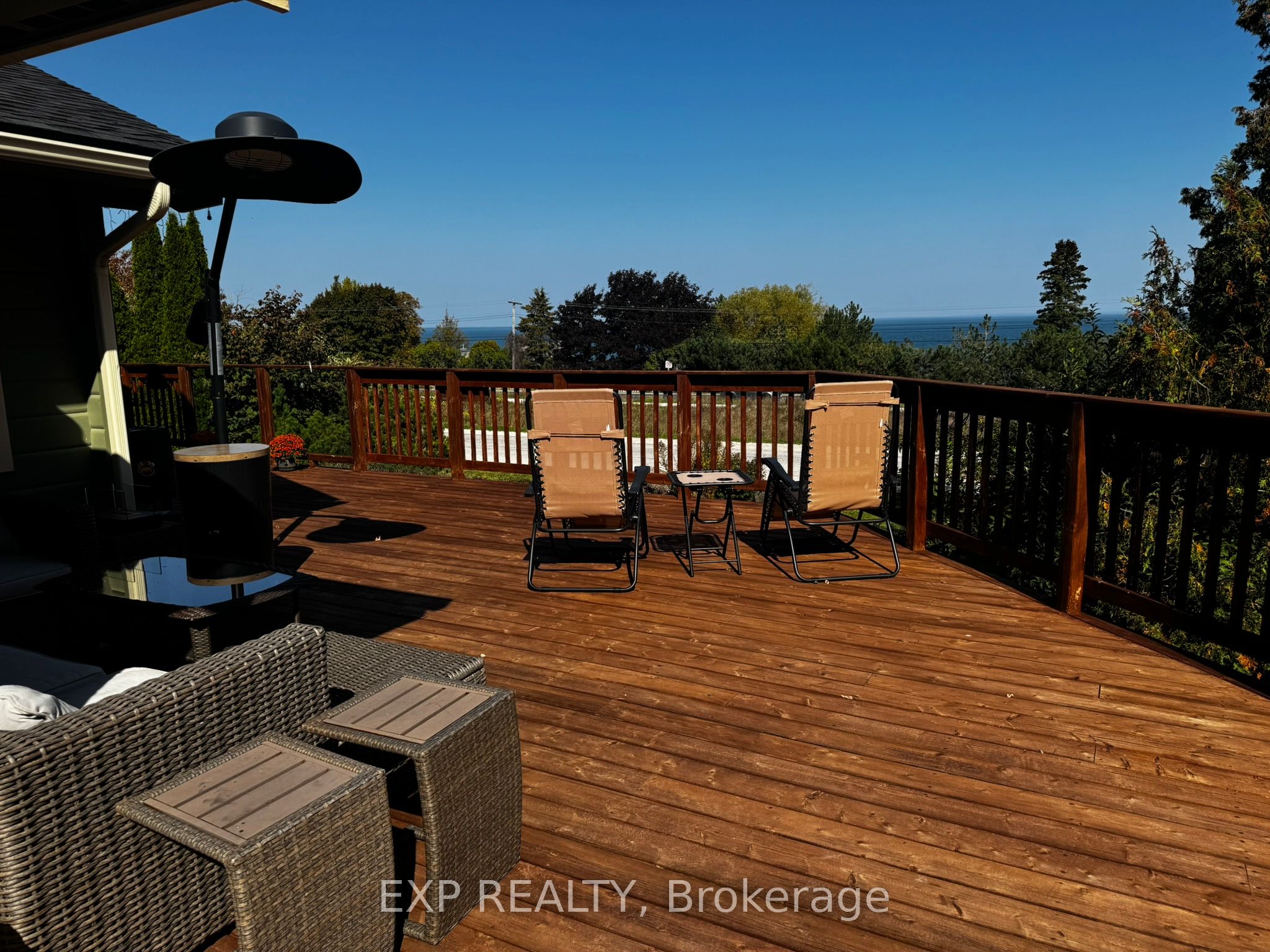 171 Chamonix Crescent Property Photo 15