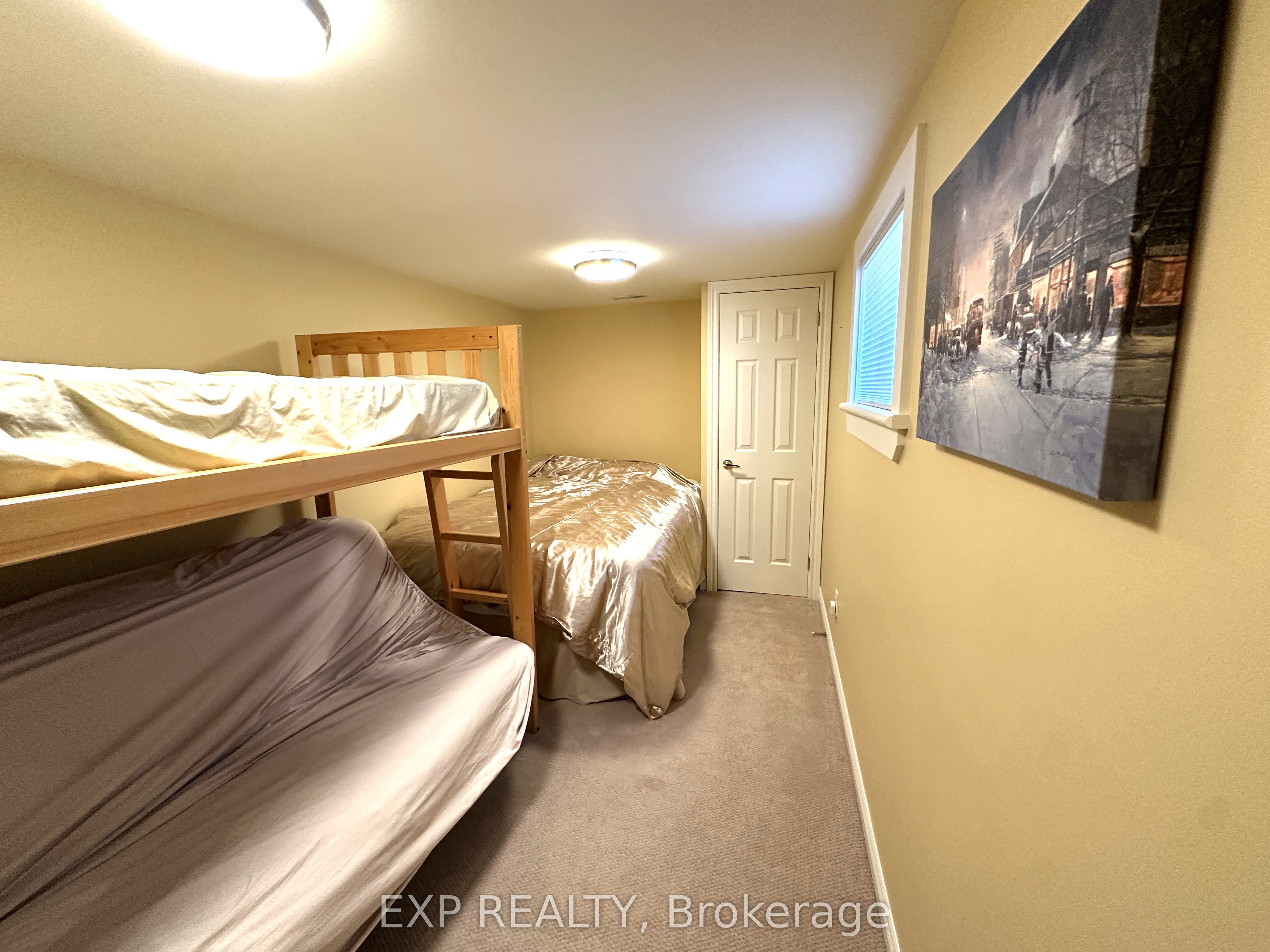 171 Chamonix Crescent Property Photo 39