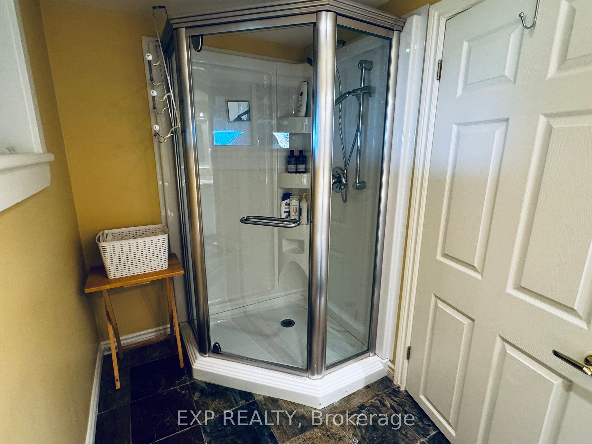 171 Chamonix Crescent Property Photo 42