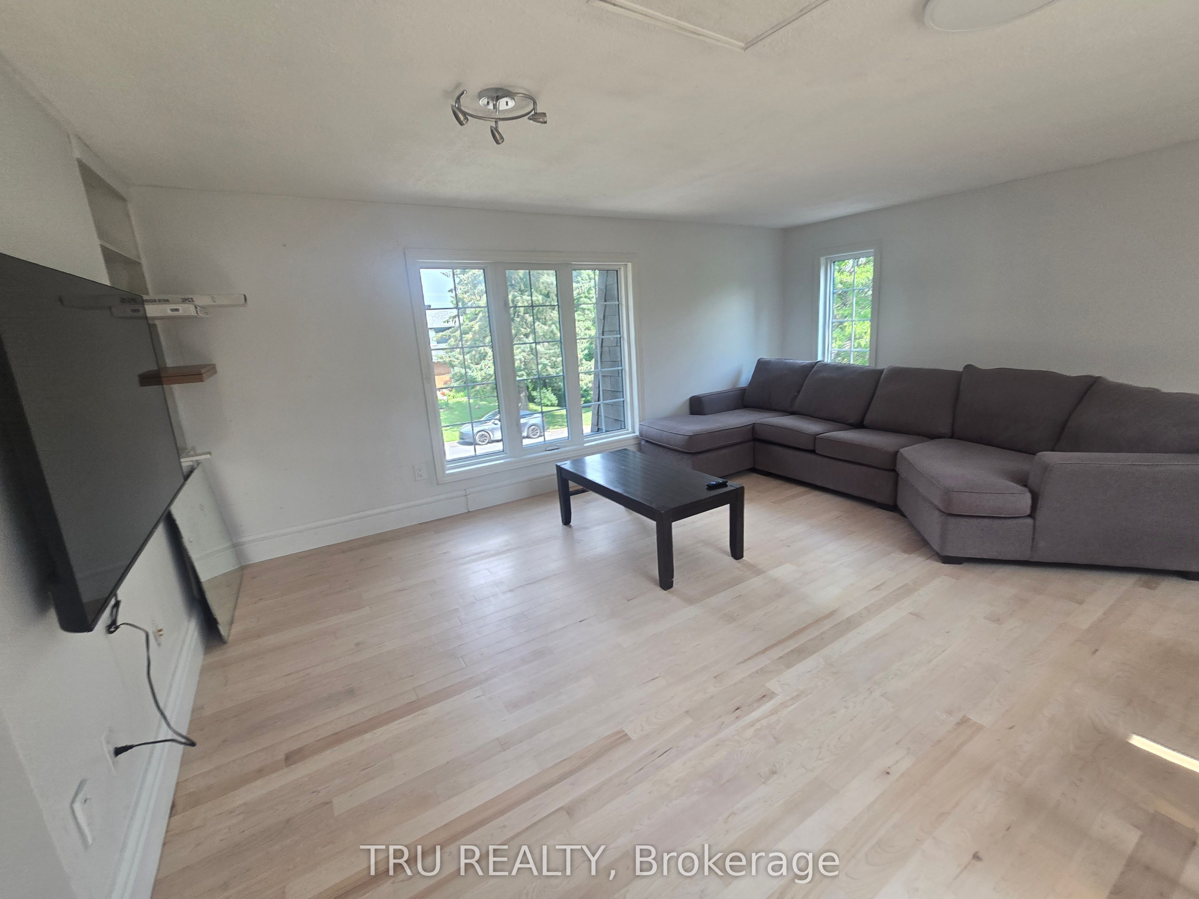14 Langholm Crescent Property Photo 11