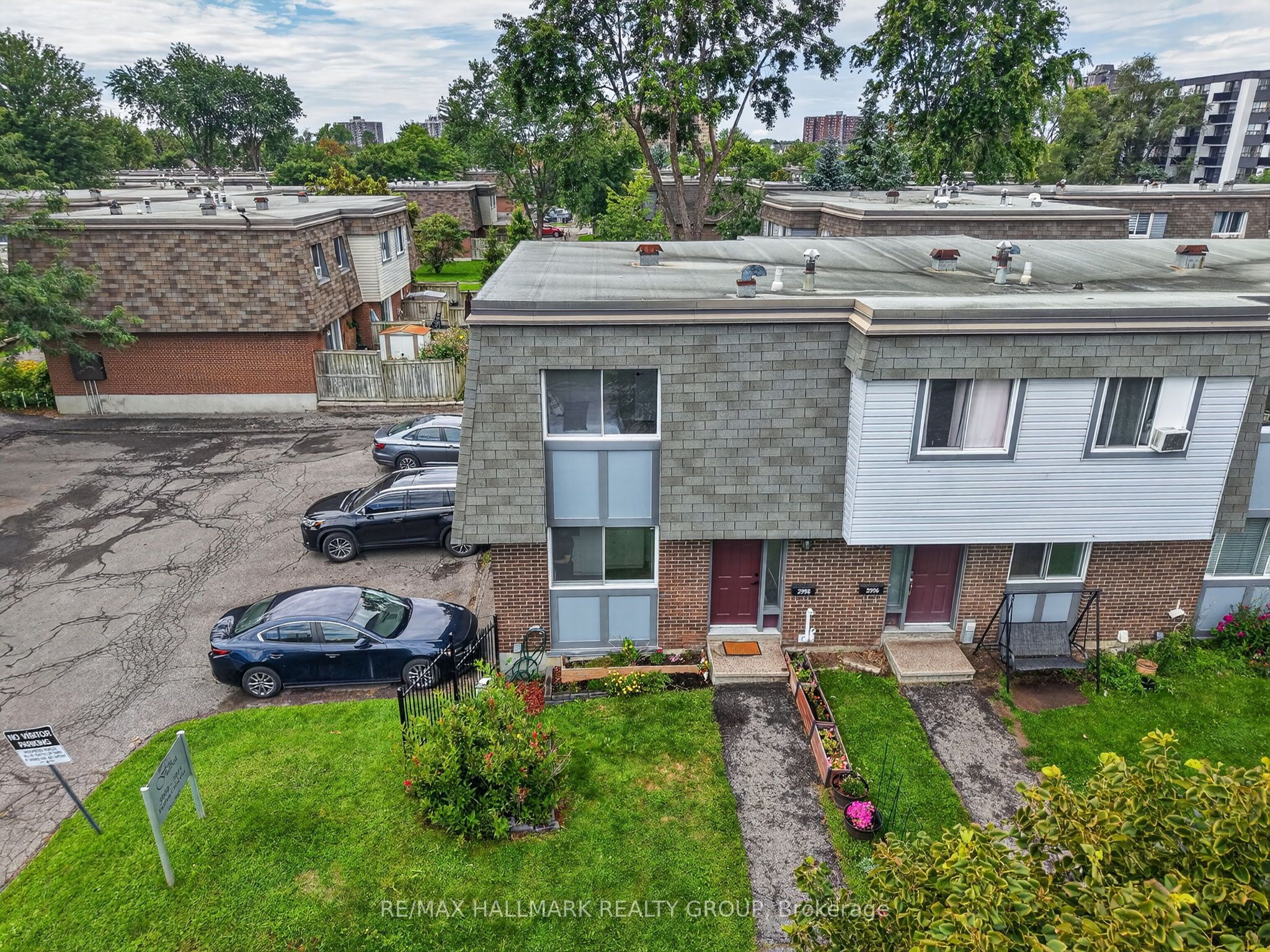 2998 Fairlea Crescent Property Photo 44