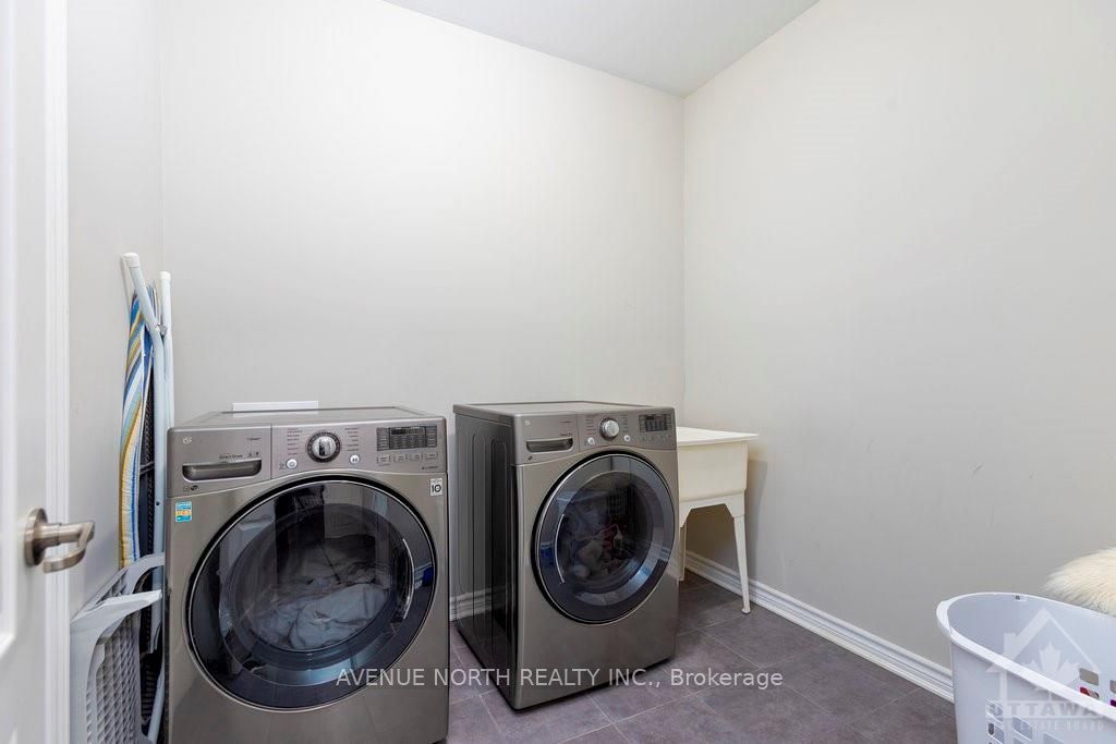 190 Bartonia Circle Property Photo 23