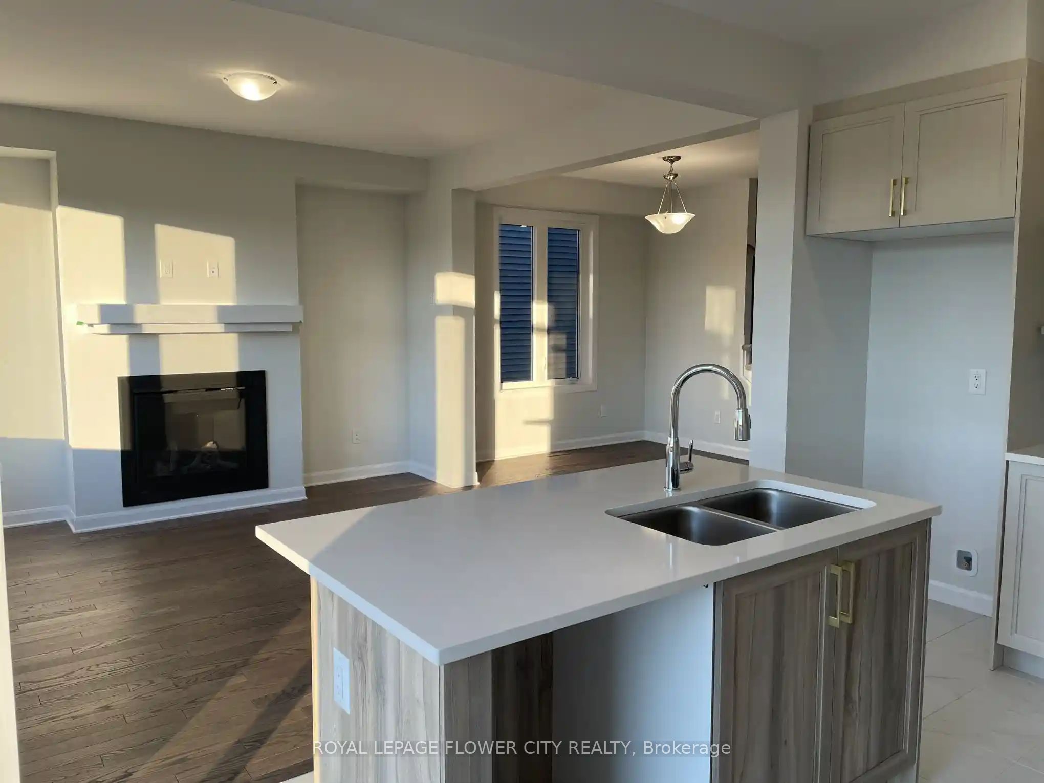 229 Elsie Macgill Walk Property Photo 27