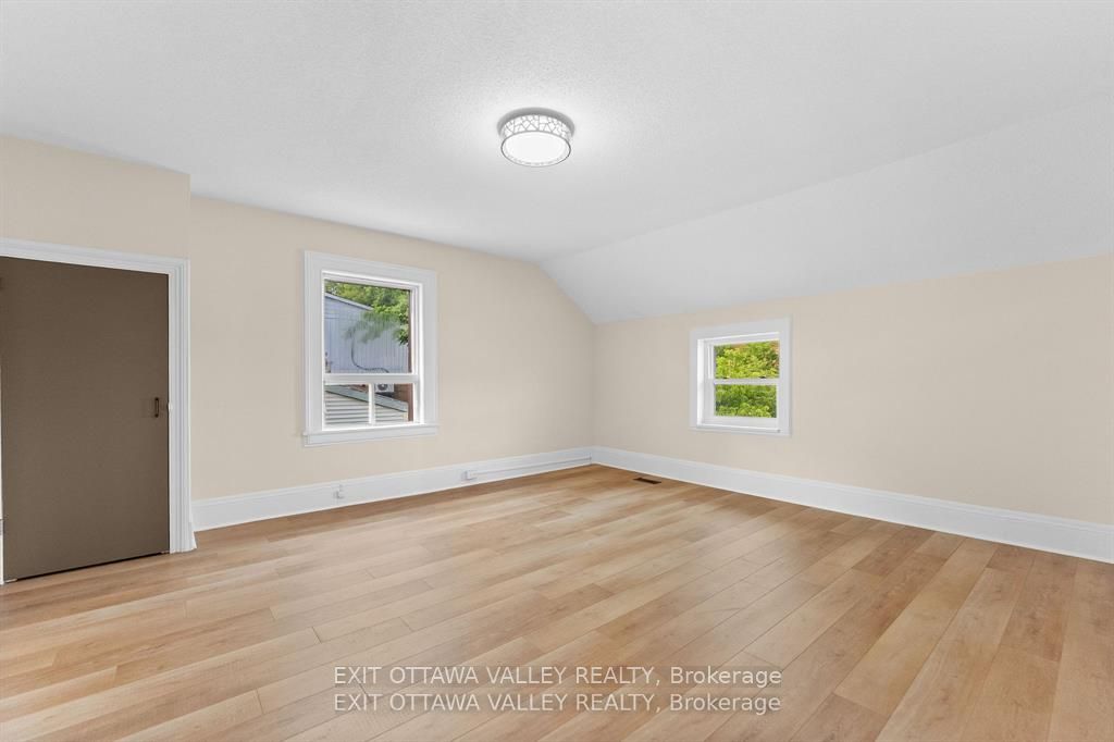 164 Maple Avenue Property Photo 19