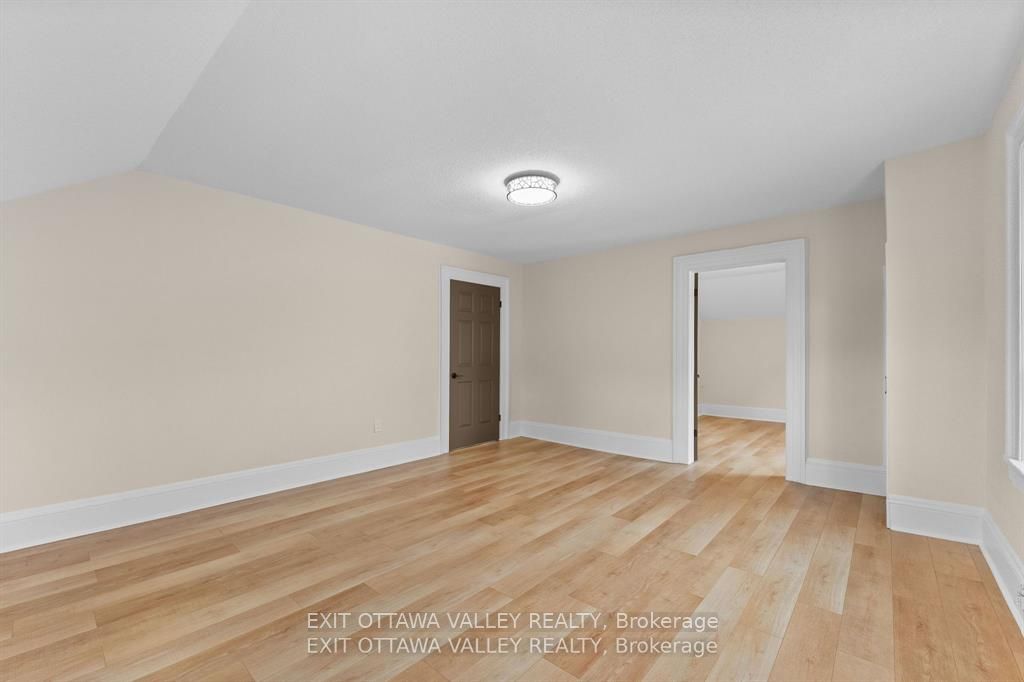 164 Maple Avenue Property Photo 20