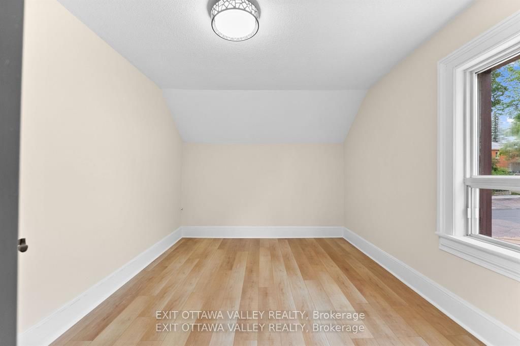 164 Maple Avenue Property Photo 21