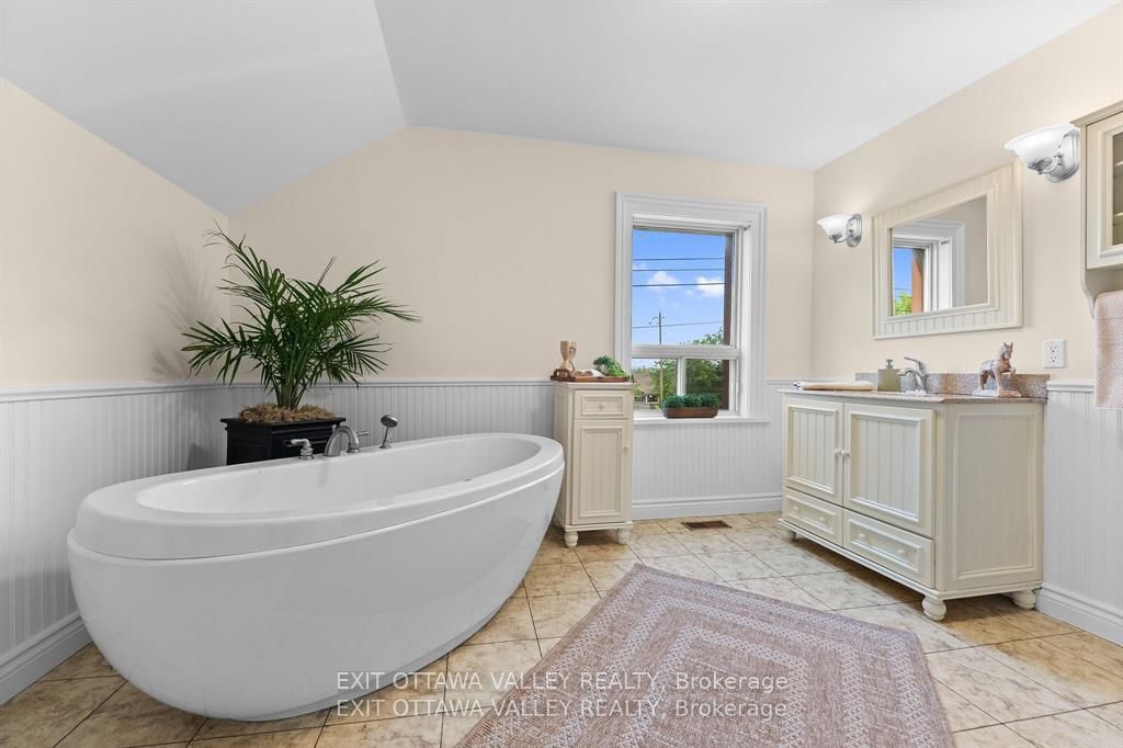 164 Maple Avenue Property Photo 26