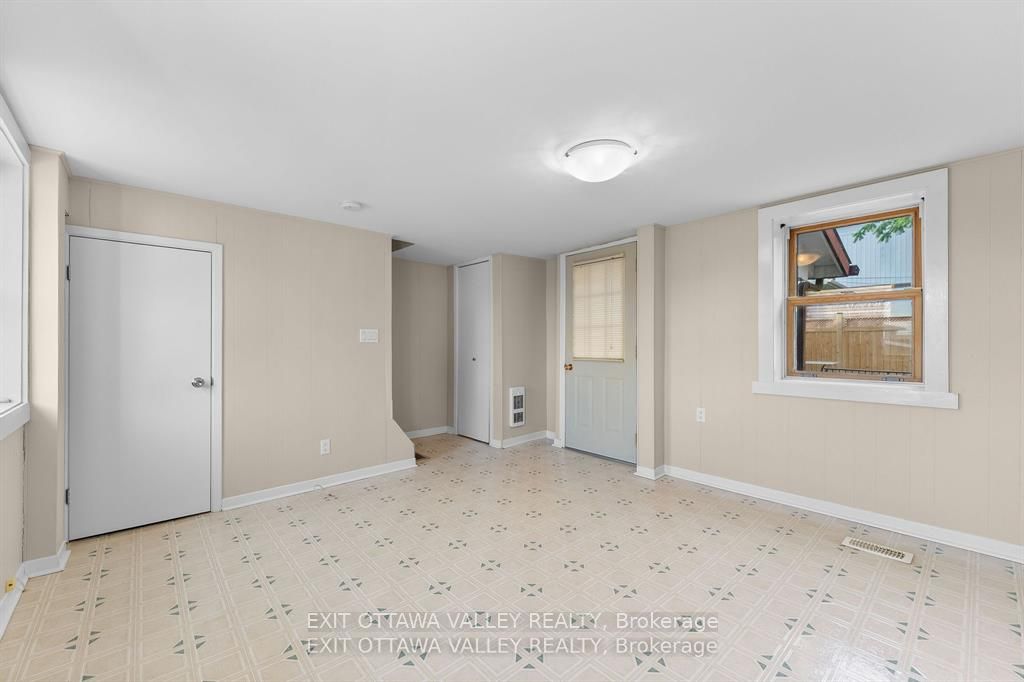 164 Maple Avenue Property Photo 29
