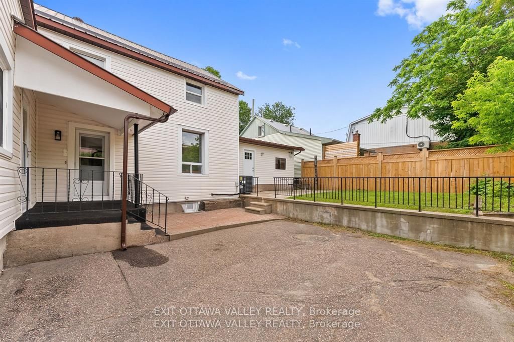 164 Maple Avenue Property Photo 39