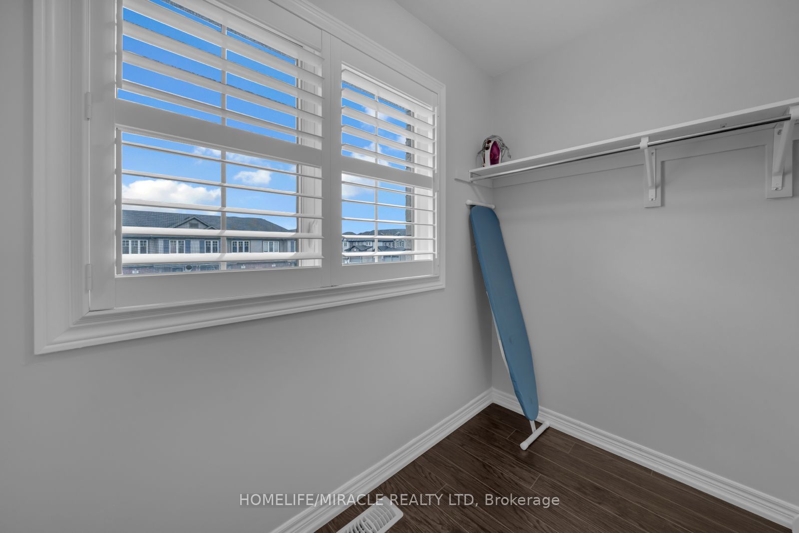 83 Monarch Street Property Photo 37