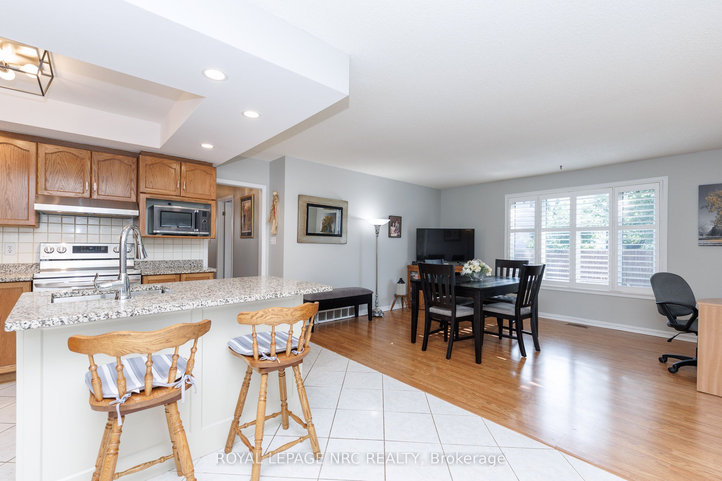 15 Foxhill Crescent Property Photo 15