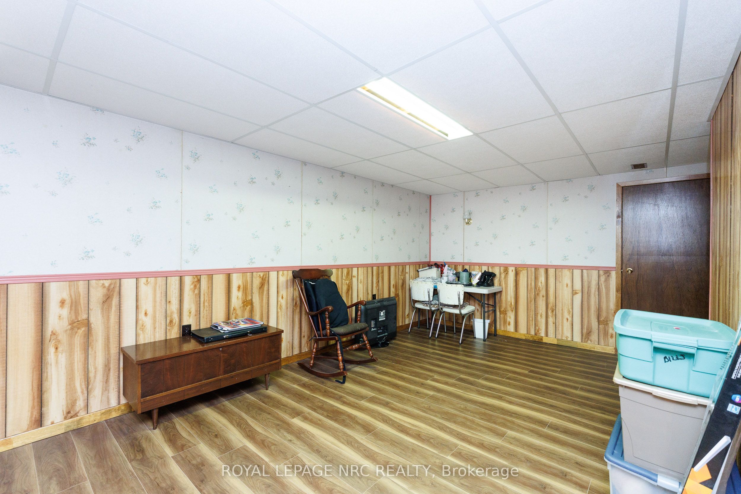 15 Foxhill Crescent Property Photo 22