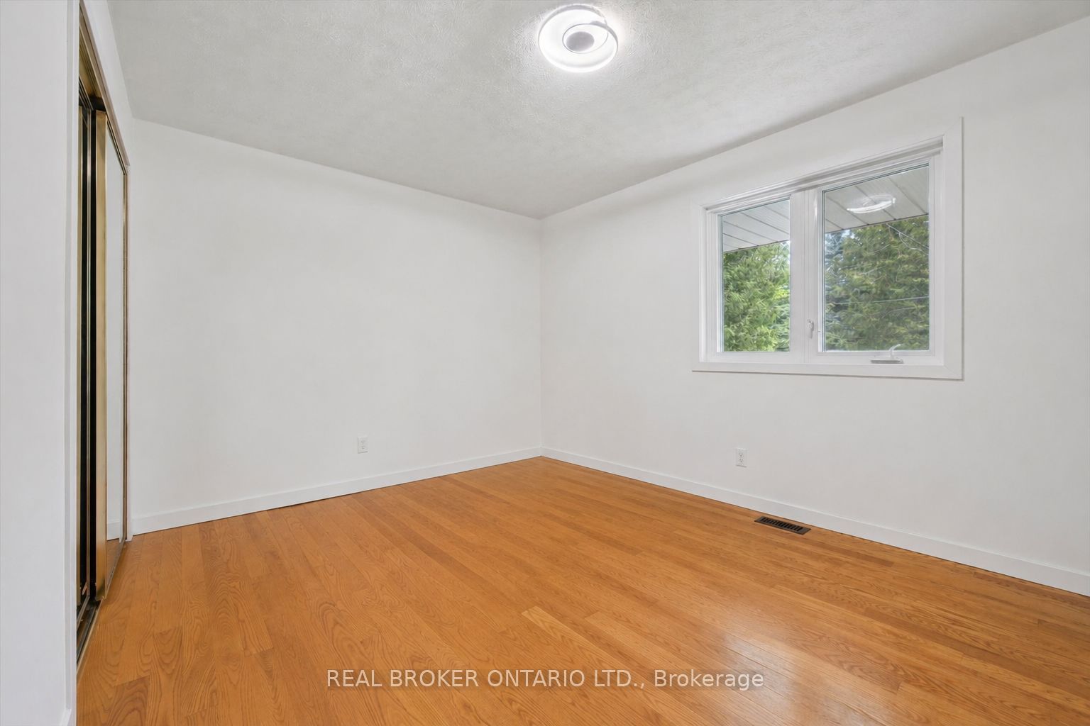 27 Dawson Drive Property Photo 10