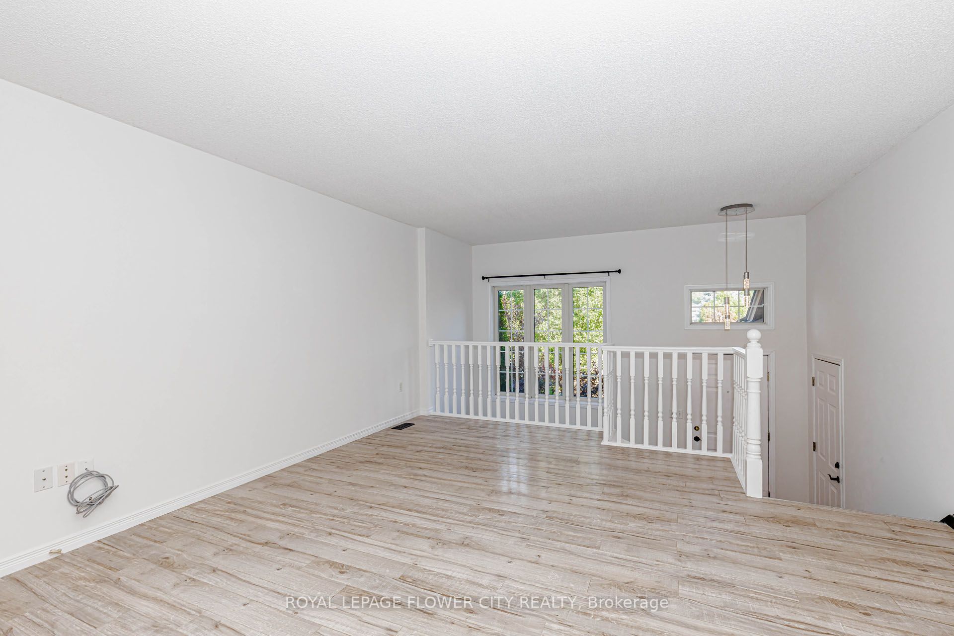 47 Queensway Drive Property Photo 13