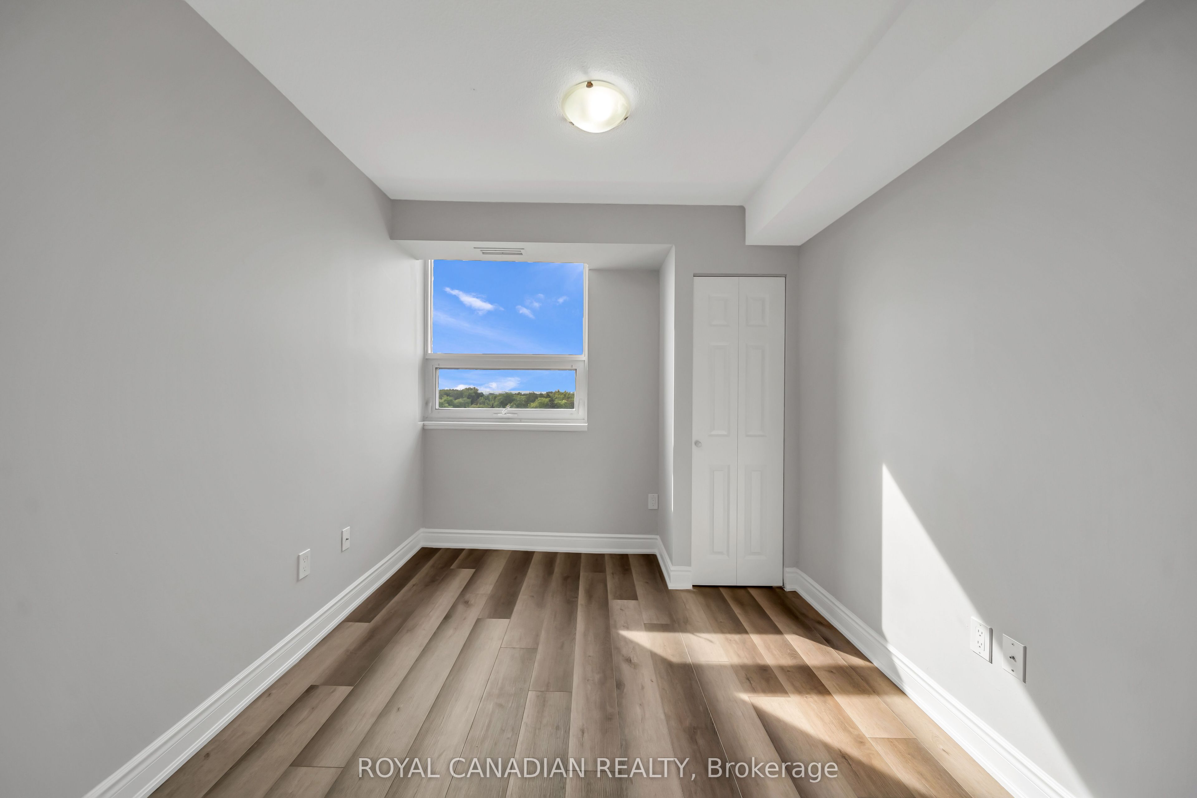 500 Green Road 701 Property Photo 29