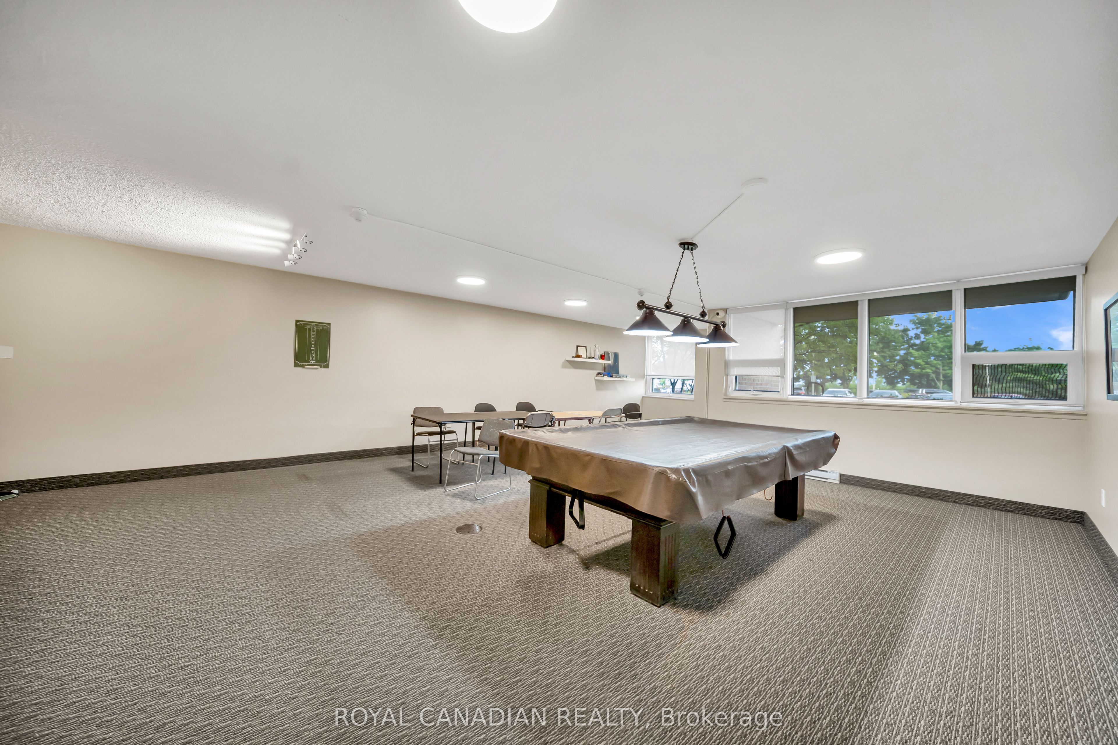 500 Green Road 701 Property Photo 41