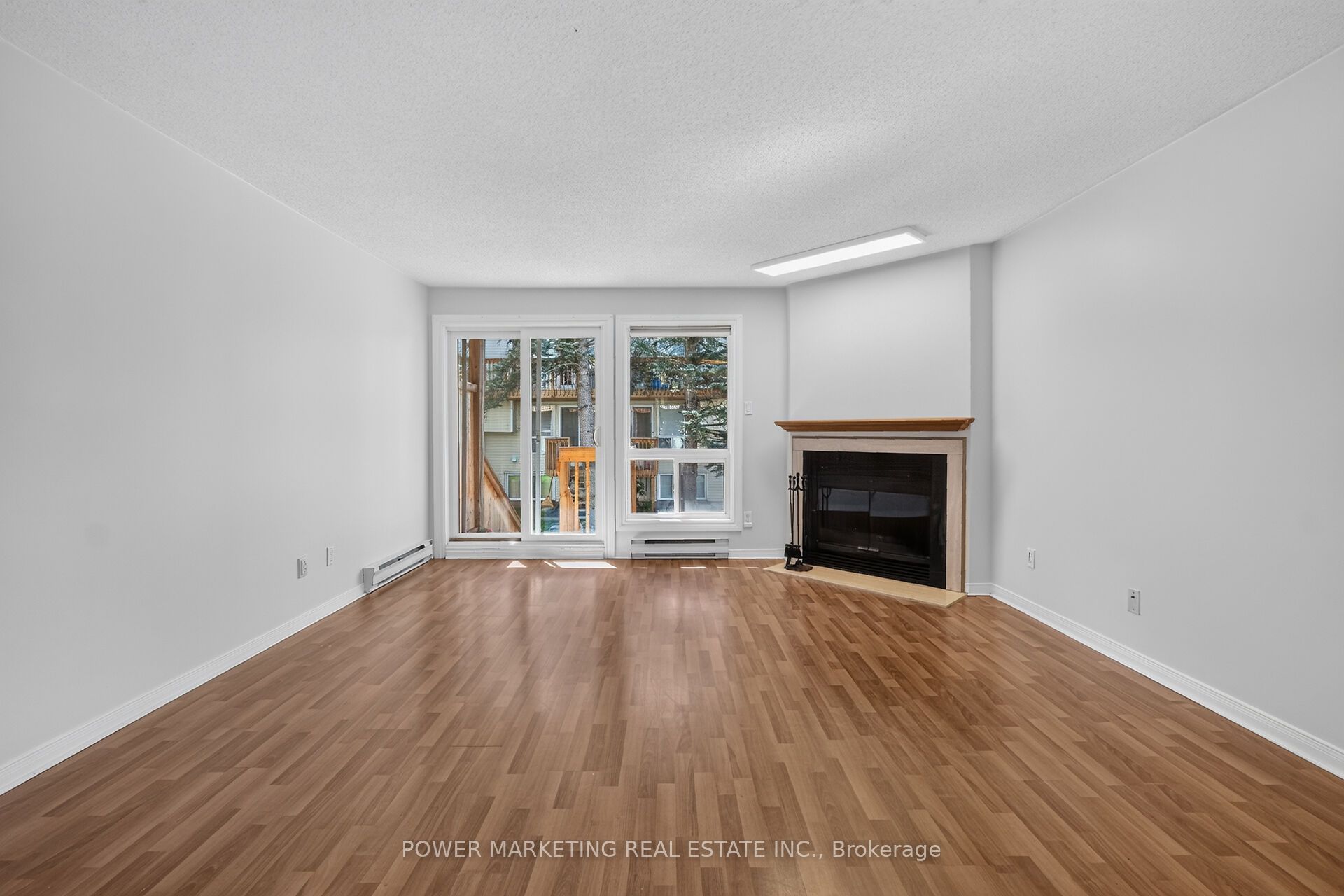 442 Briston Private Property Photo 15