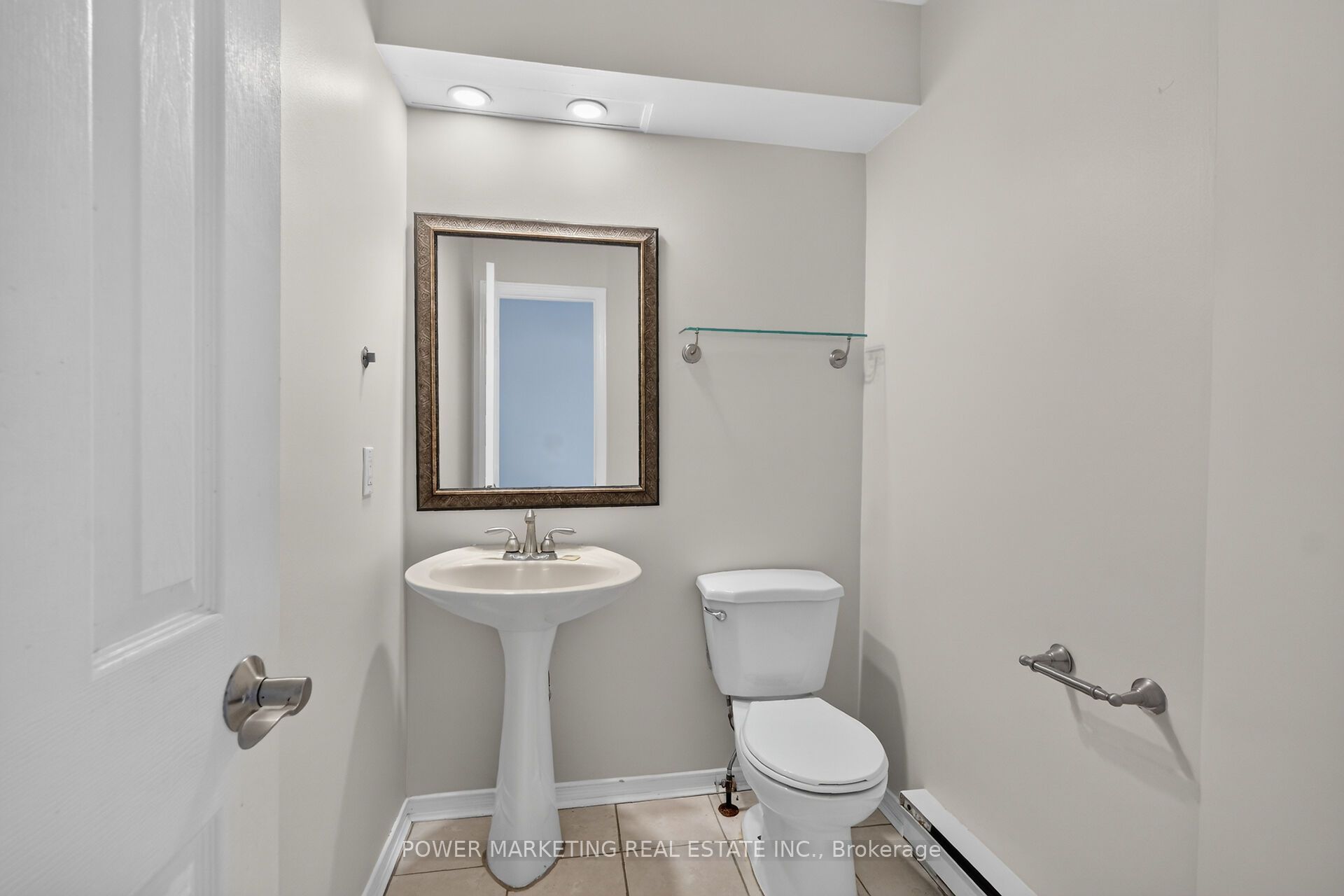 442 Briston Private Property Photo 25