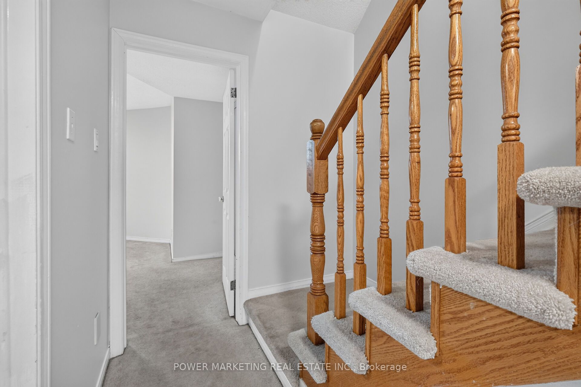 442 Briston Private Property Photo 27