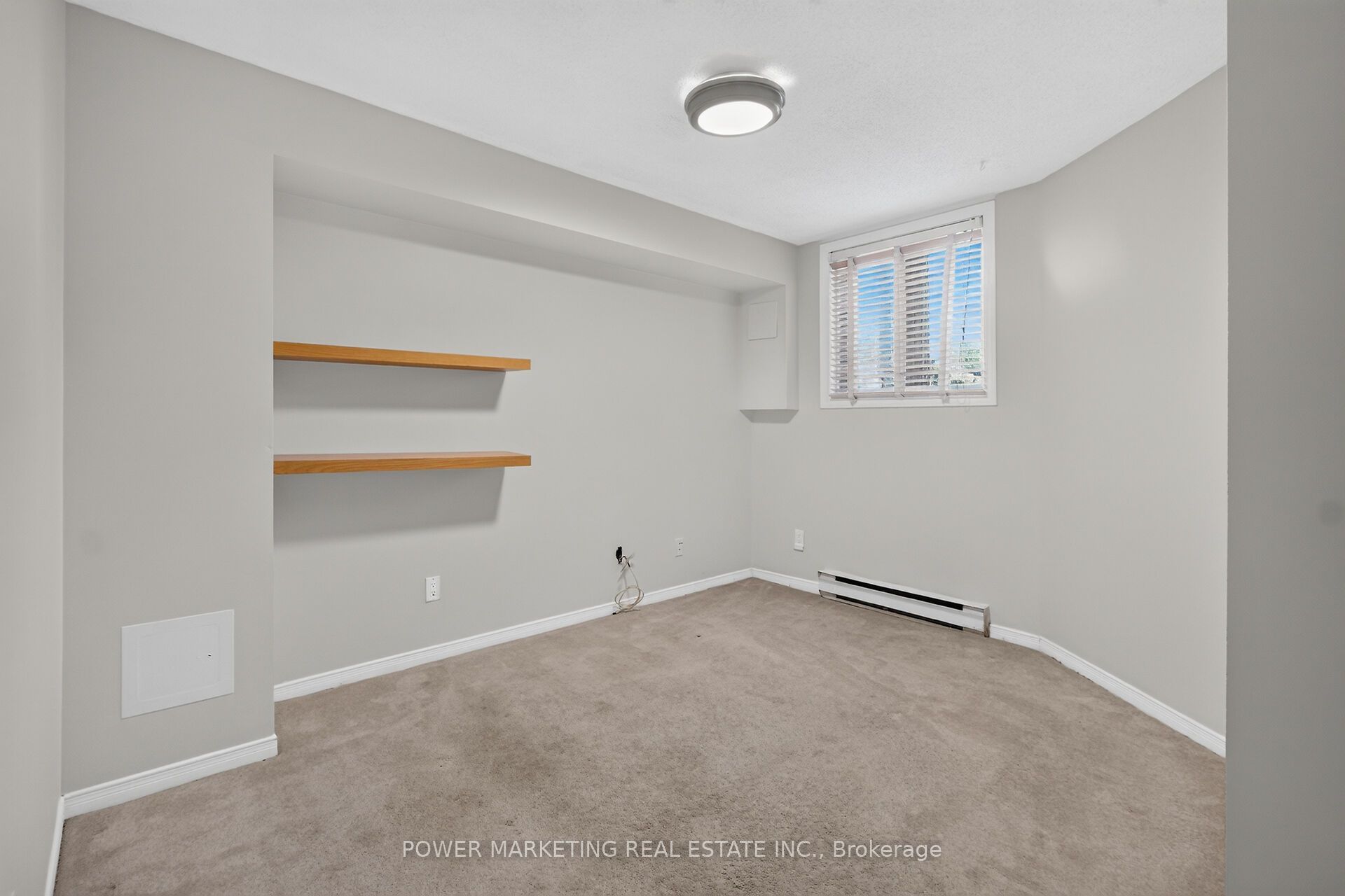 442 Briston Private Property Photo 29