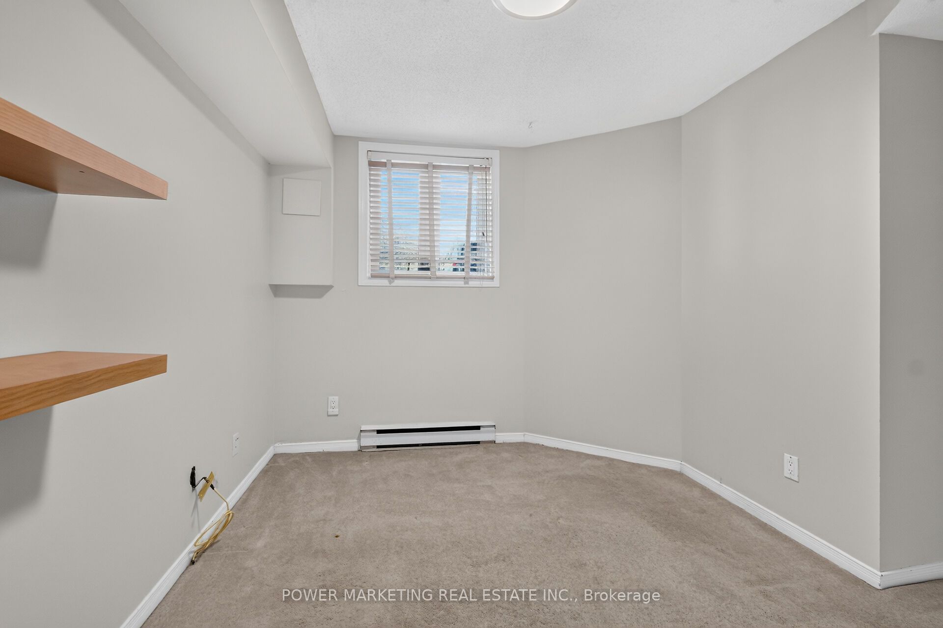 442 Briston Private Property Photo 31