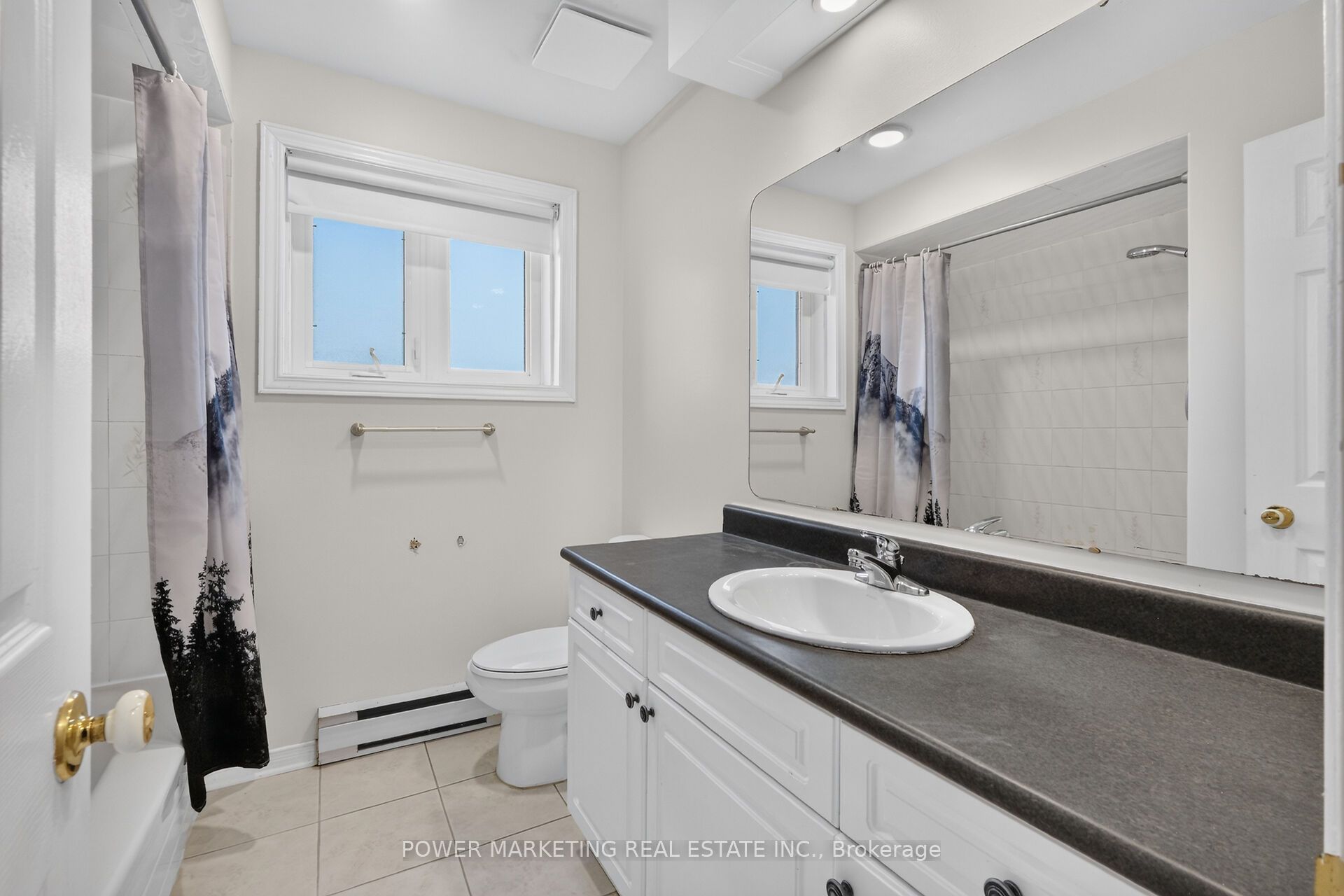 442 Briston Private Property Photo 37