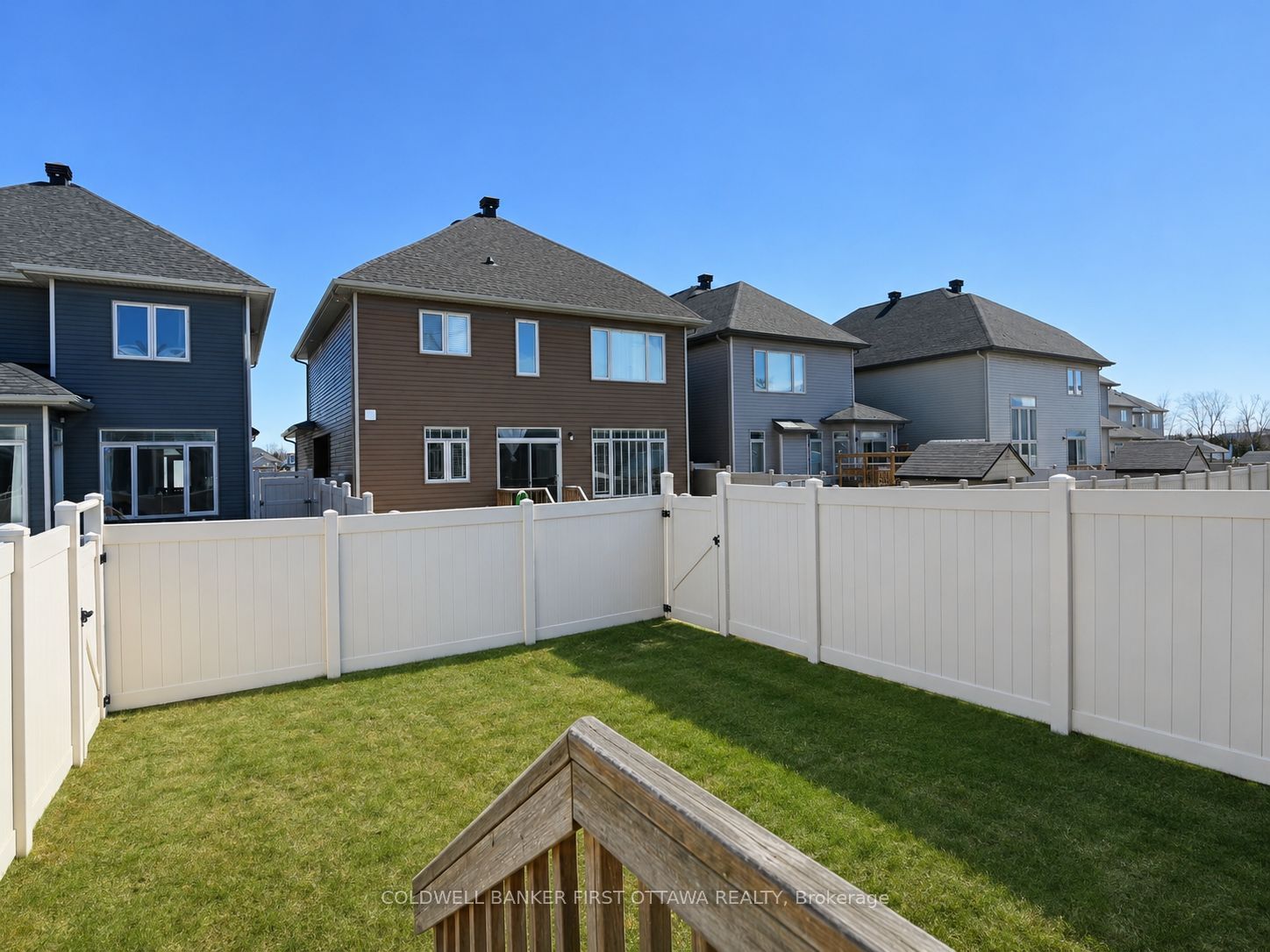 1042 Cobble Hill Drive Property Photo 28