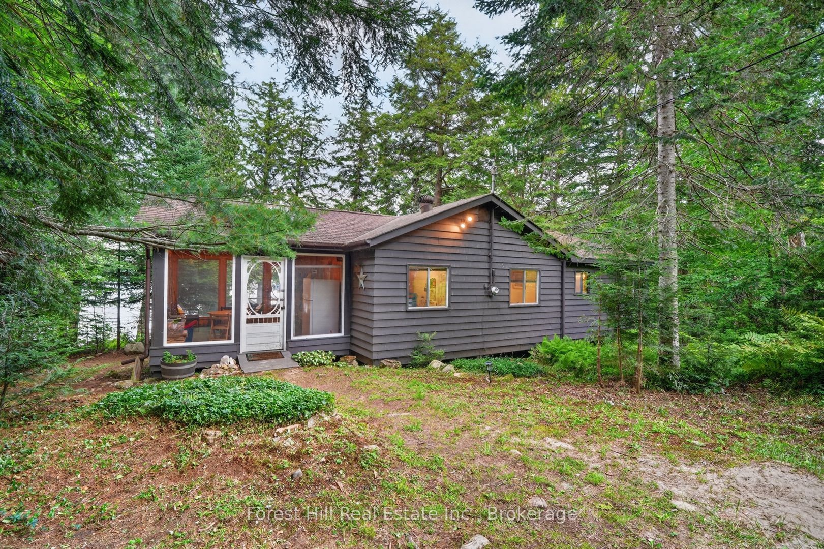 1052 Skin Lake Drive Property Photo 33