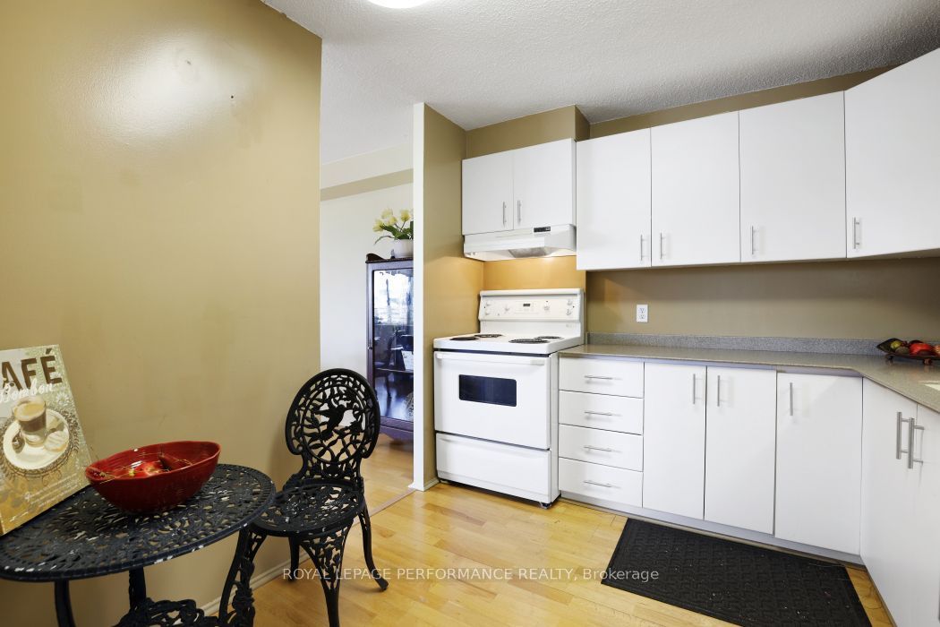 71 Somerset Street W 1801 Property Photo 23