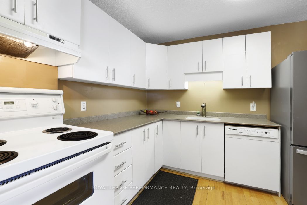 71 Somerset Street W 1801 Property Photo 24