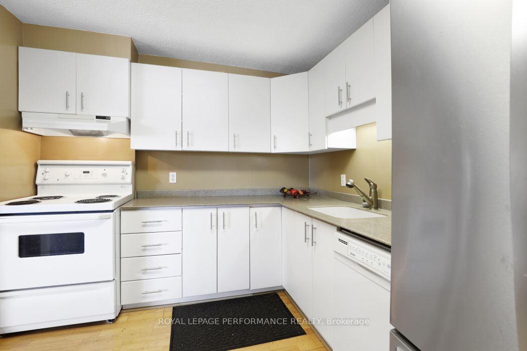 71 Somerset Street W 1801 Property Photo 25